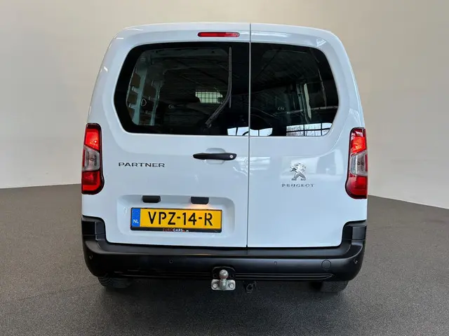 Peugeot Partner 1.5 BlueHDI Premium Long 2022 Diesel 11
