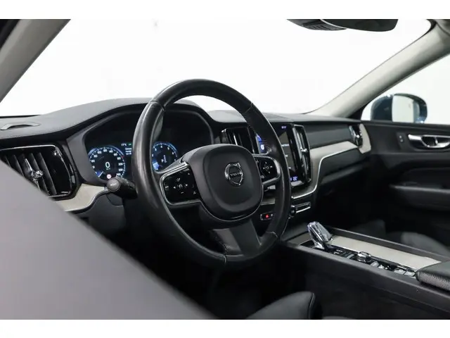 Volvo XC60 2.0 B4 Inscription 2021 Benzine 11