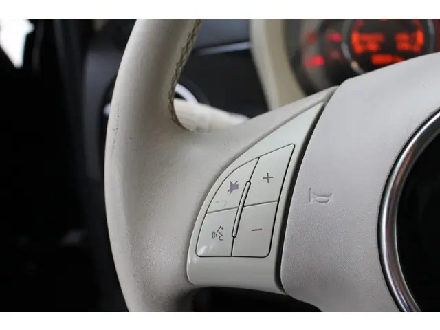 Fiat 500 1.2 Lounge 2015 Benzine 13