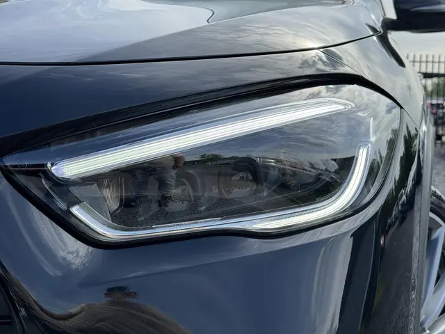Mercedes-Benz GLA AMG 35 4MATIC 2021 Benzine 41