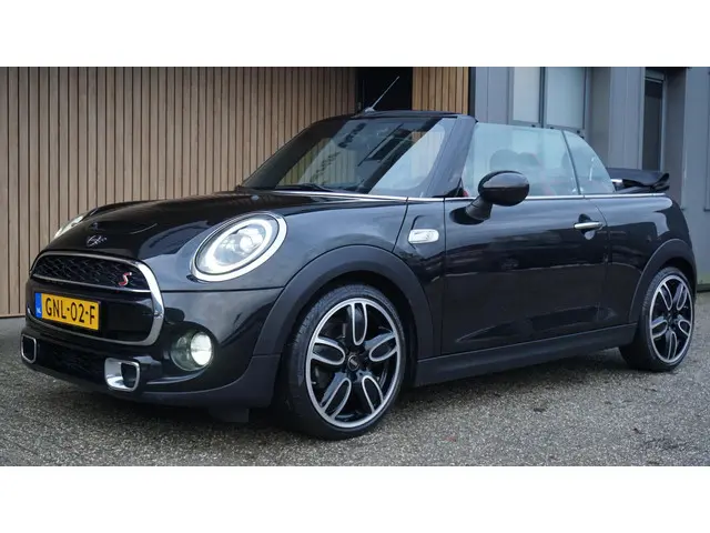 MINI Cooper S Cabrio 2.0 192pk Automaat 2019 Benzine 5