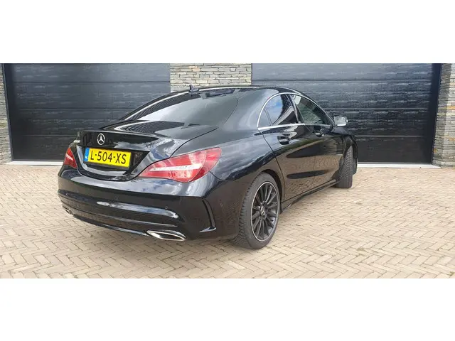 Mercedes-Benz CLA 180 2018 Benzine 9