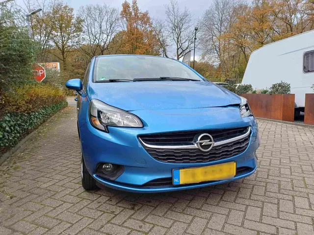 Opel Corsa 1.4 Favourite navi 2018 Benzine 21
