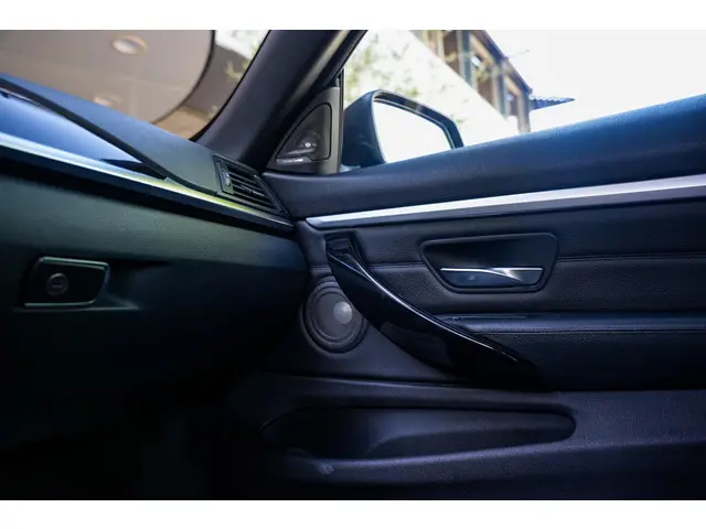BMW 4 Serie Cabrio 428i Essential 2016 Benzine 21