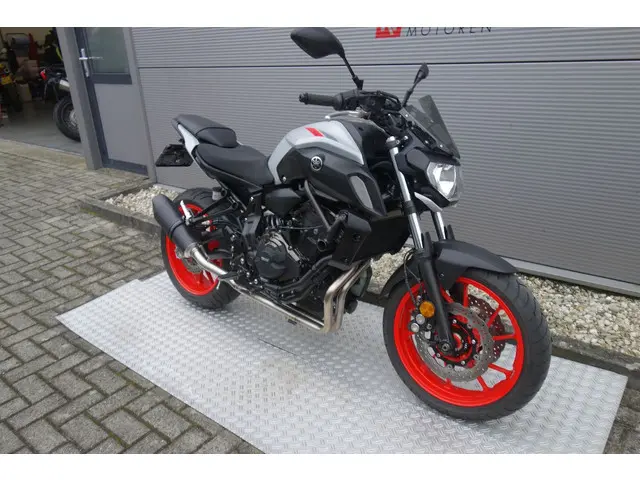 Yamaha MT 07 ABS 2019 Benzine 2