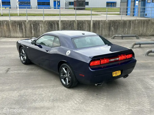 Dodge Challenger 3.6 coupe 2013 Benzine 12