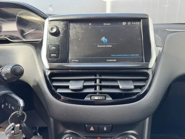 Peugeot 208 1.2 PureTech Blue Lion 2017 Benzine 30