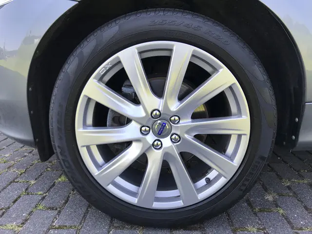 Volvo XC60 2.0 T6 Inscription Automaat 2016 Benzine 32