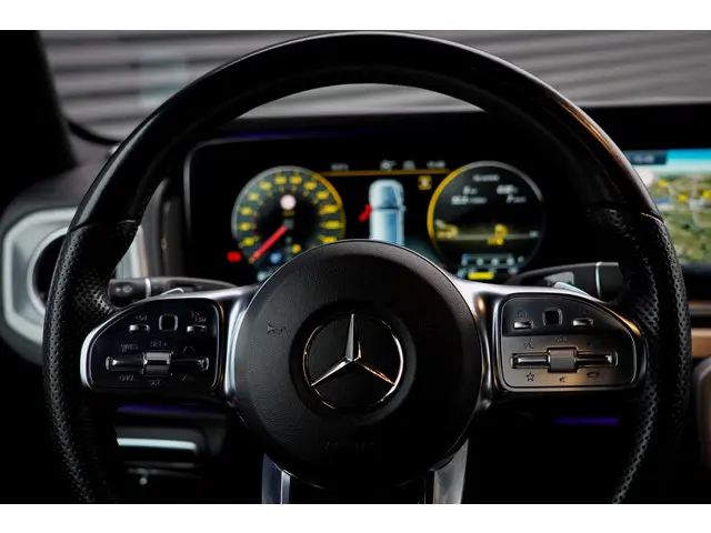 Mercedes-Benz G-Klasse 500 2018 Benzine 16