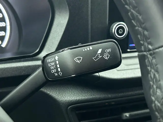 Volkswagen Caddy Cargo Maxi 2.0 TDI Style 2023 Diesel 10