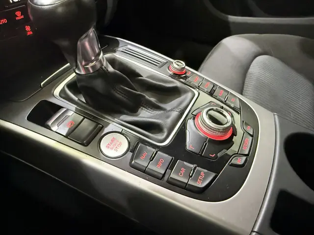 Audi A4 Sedan 1.8 TFSI Pro Line S 2014 Benzine 29
