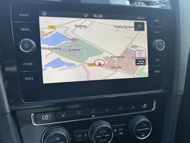 Volkswagen Golf 1.4 TSI ECC/Pdc/Navigatie/18” 2018 Benzine 10