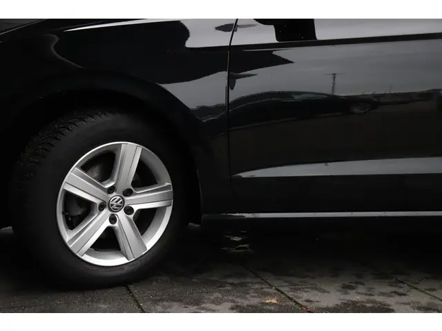 Volkswagen Golf Sportsvan 1.2 TSI Highline 2015 Benzine 26