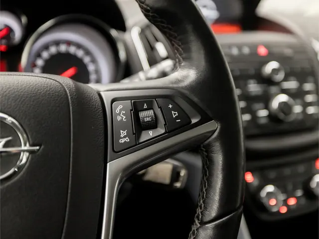 Opel Zafira Tourer 1.4 Edition 7 Persoons 2015 Benzine 19