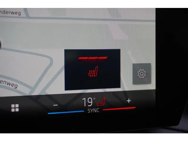 BMW 1 Serie 5-deurs 120 2025 Benzine 24