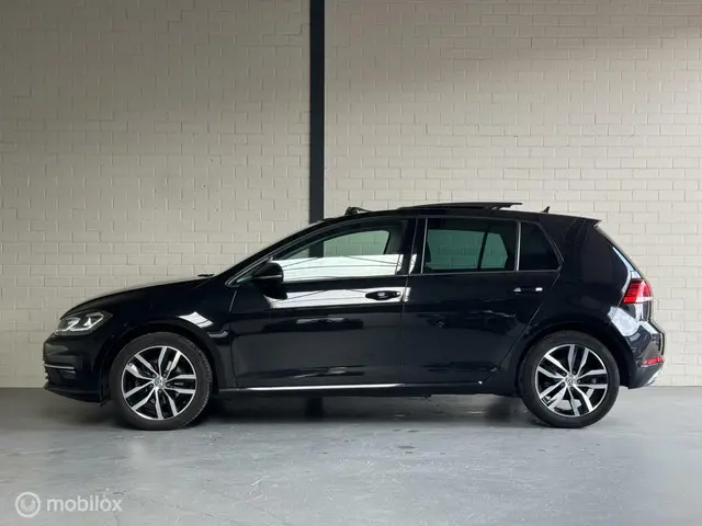 Volkswagen Golf 2