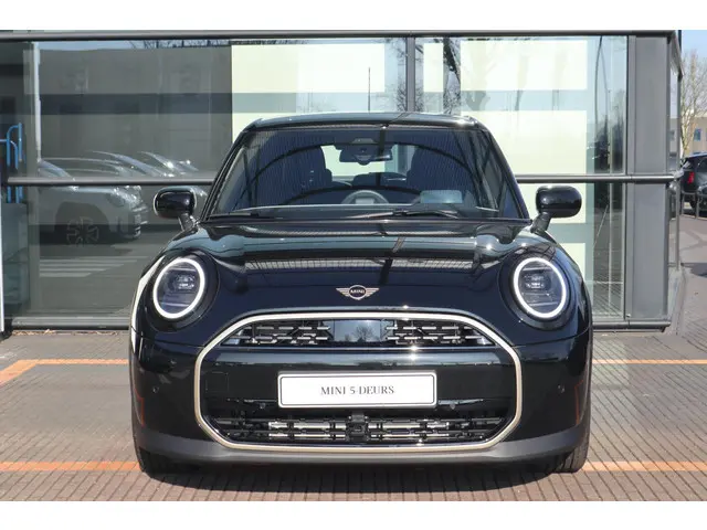 MINI 5-Deurs 2