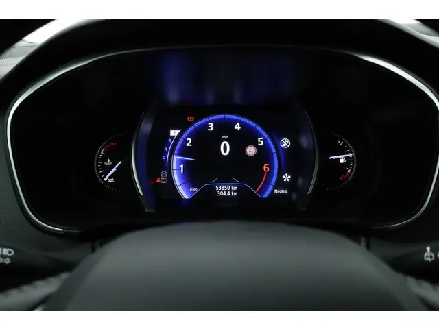 Renault Mégane Estate 1.3 TCe Limited 2020 Benzine 10