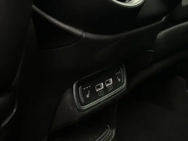 Alfa Romeo Stelvio 2.0 T AWD Veloce 2022 Benzine 12