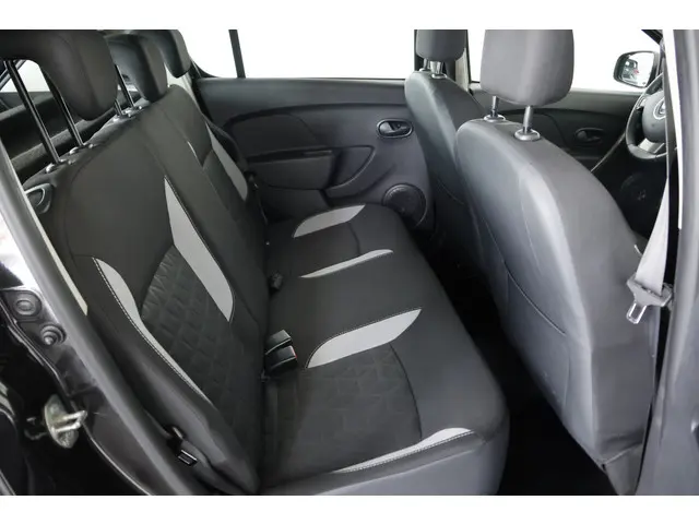 Dacia Sandero Stepway 0.9 TCe Lauréate 2013 Benzine 13