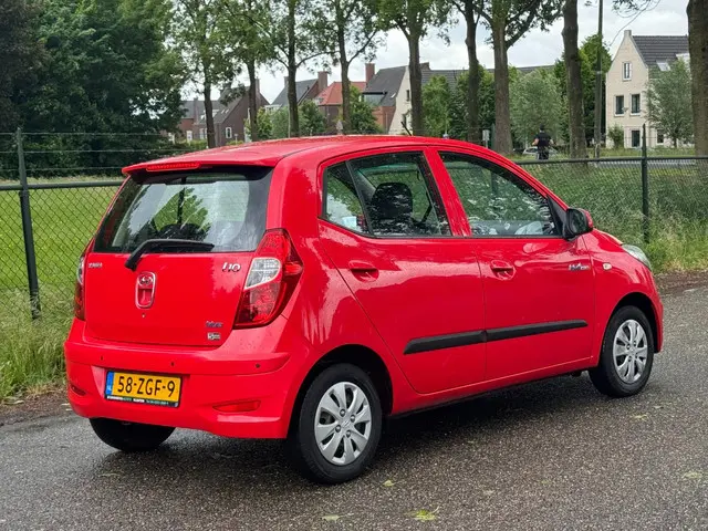 Hyundai i10 3