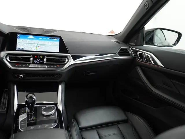 BMW 4 Serie Cabrio 420i High Executive 2021 Benzine 22