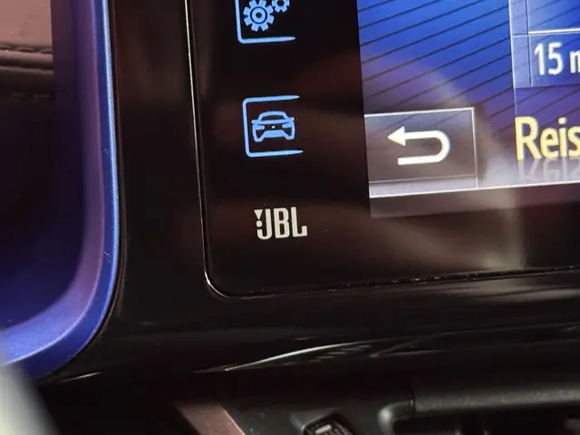 Toyota C-HR 1.8 Hybrid Bi-Tone 2018 Hybride Benzine 38