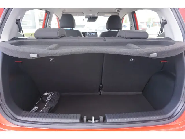 Hyundai i10 1.0 Comfort 2020 Benzine 25