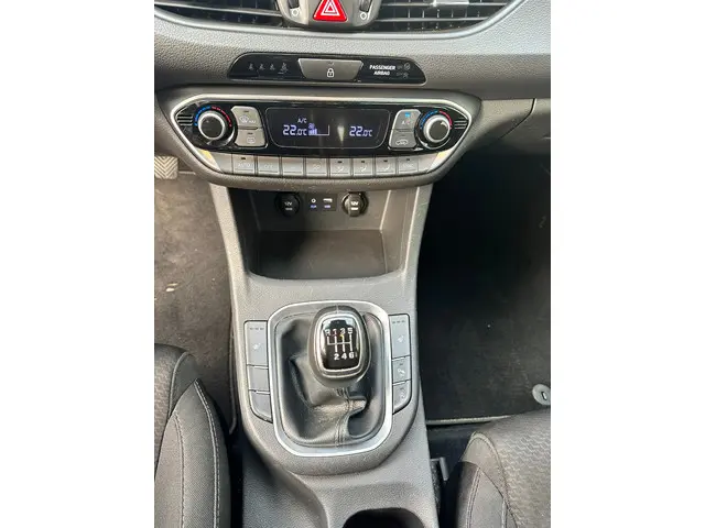 Hyundai i30 Wagon 1.0 T-GDI Premium 2020 Benzine 21