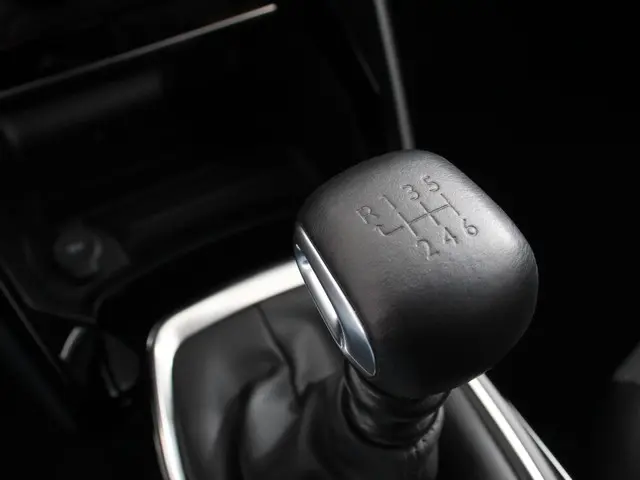 Peugeot 208 1.2 100pk Turbo Allure Pack 2023 Benzine 19