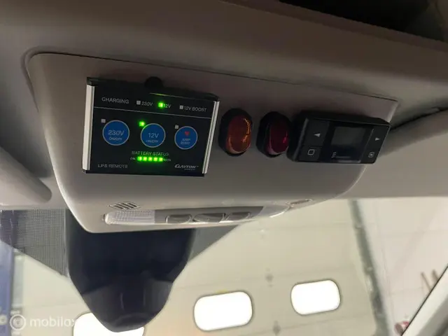 Ford Transit 350 2.0 TDCI L3H2 Ambiente 2018 Diesel 8