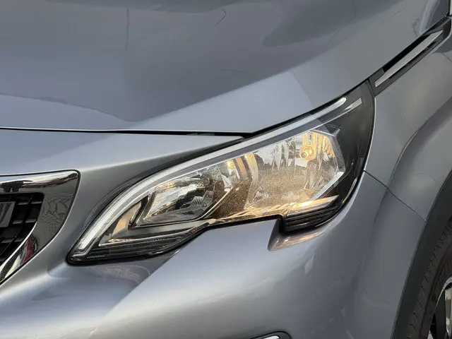 Peugeot 3008 1.2 PureTech Allure 2019 Benzine 13