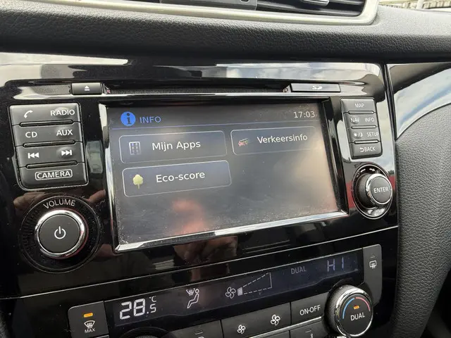 Nissan QASHQAI 1.6 163pk Connect Edition 2015 Benzine 20