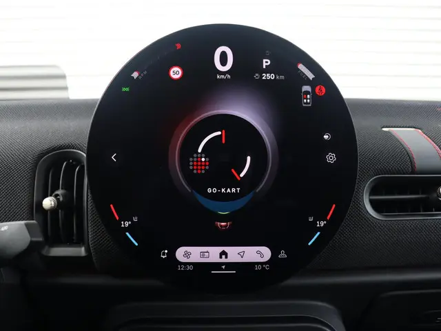 MINI Cooper Cabrio C 2025 Benzine 28