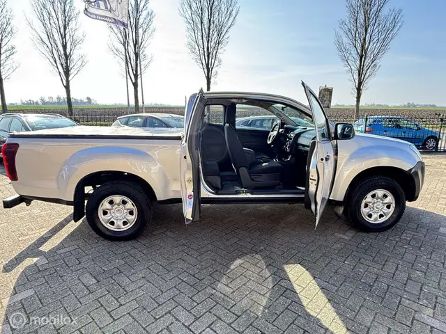 Isuzu D-Max 4x4 2.5 Double Cab LS Hi Ride 2012 Diesel 11