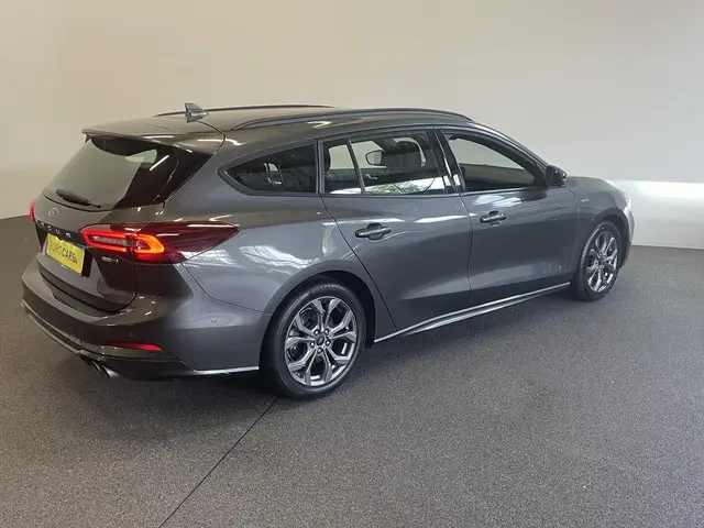 Ford Focus Wagon 1.0 EcoBoost Hybrid ST Line 2023 Benzine 7