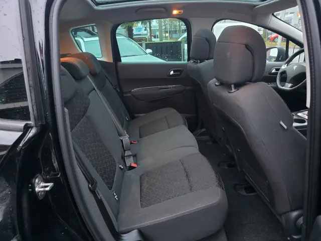 Peugeot 3008 1.2 PureTech Style Trekhaak 2016 Benzine 7