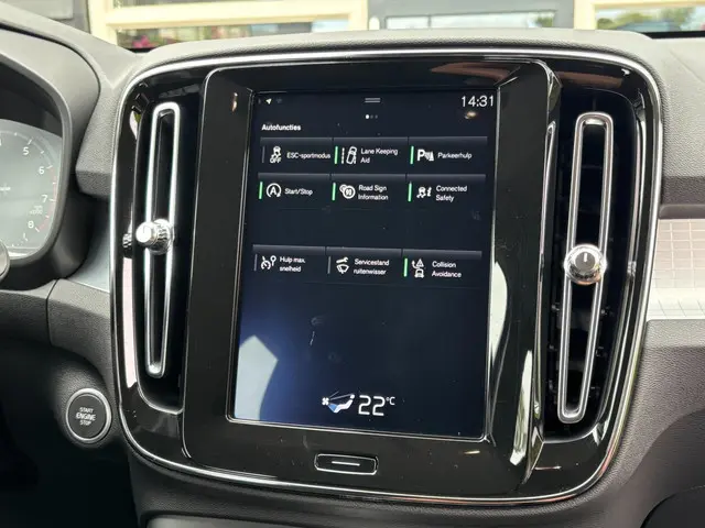 Volvo XC40 1.5 T3 Momentum 2019 Benzine 13