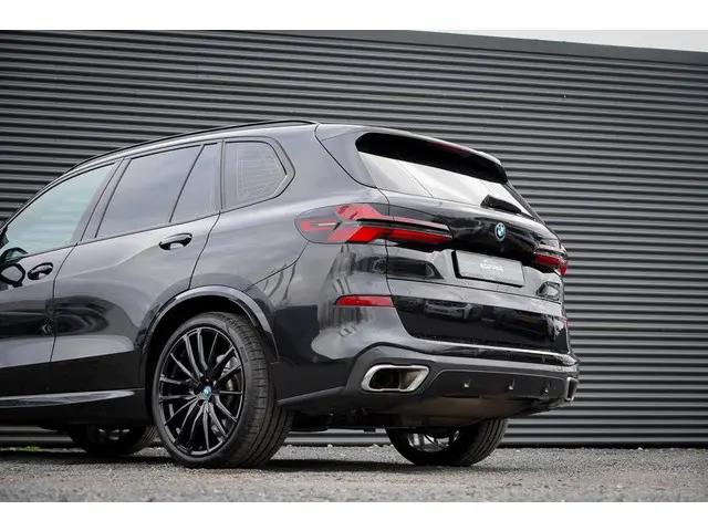 BMW X5 xDrive50e M-Sport 2023 Hybride Benzine 65