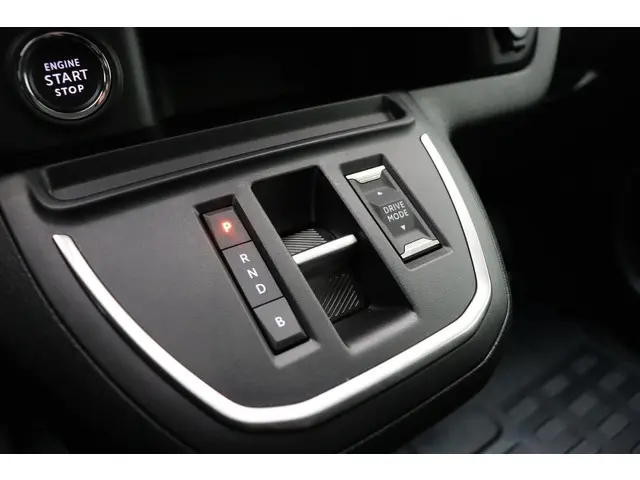 Peugeot e-Expert EV L3 75 kWh 2023 Elektrisch 19