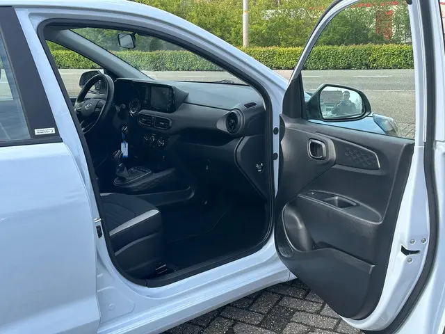 Hyundai i10 1.0 Comfort 5-zits 2020 Benzine 15