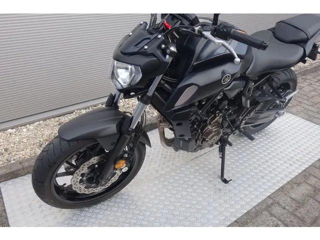 Yamaha MT 07 ABS 2018 Benzine 19