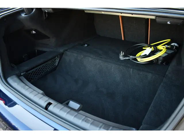 BMW 5 Serie 545e xDrive M-Sport 2021 Hybride Benzine 25