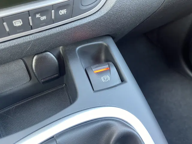 Renault Scénic 2.0 Bose 2013 Benzine 27