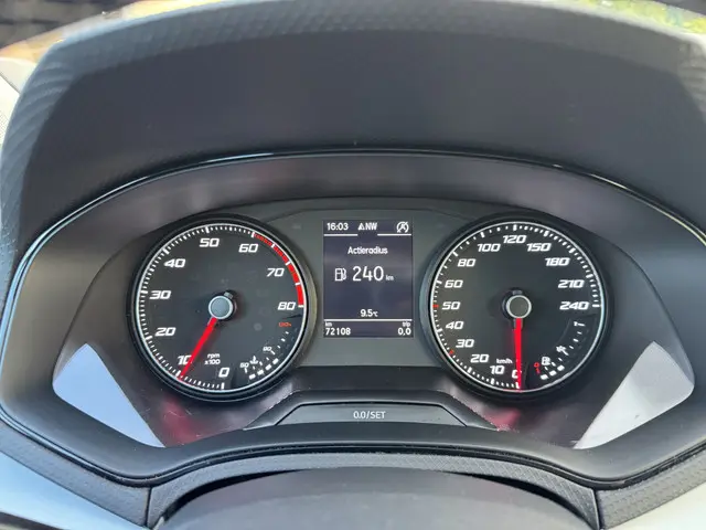 SEAT Arona 1.0 TSI Style 110 Pk 2022 Benzine 14