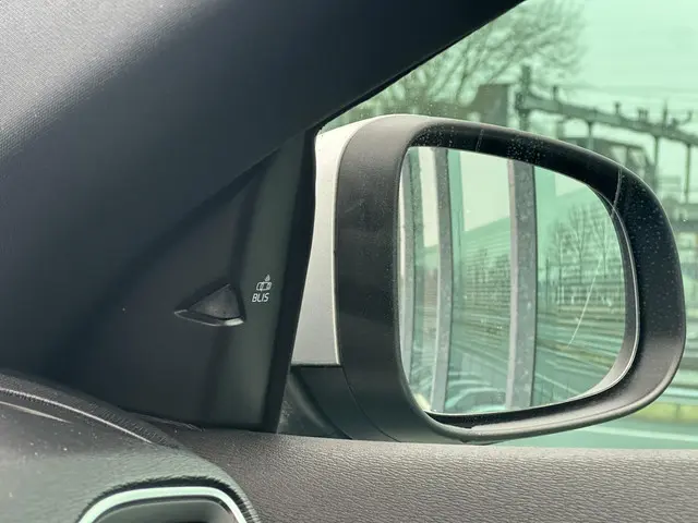 Volvo V40 1.5 T3 Polar+ Sport 2019 Benzine 23