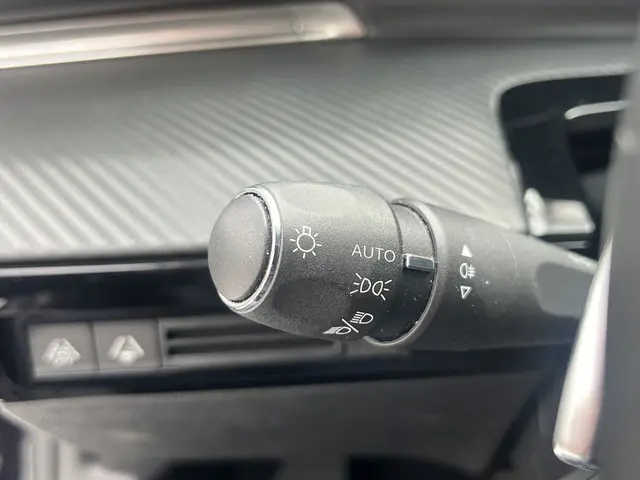 Peugeot 508 SW PureTech 130 Allure Pack 2021 Benzine 24