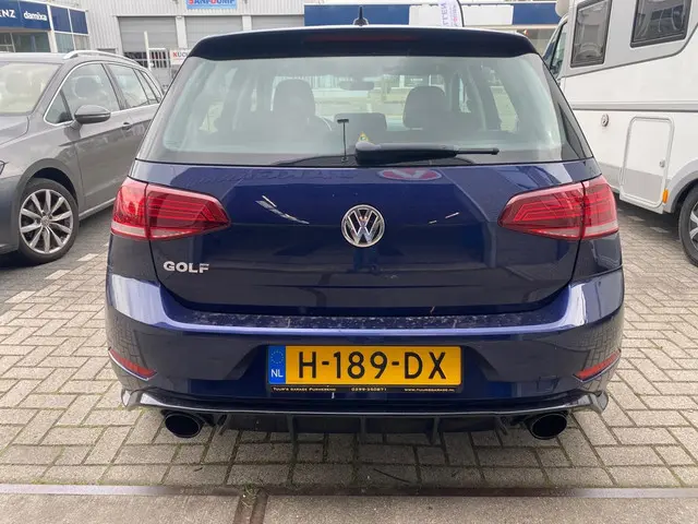 Volkswagen Golf 1.5 TSI Highline 2020 Benzine 4
