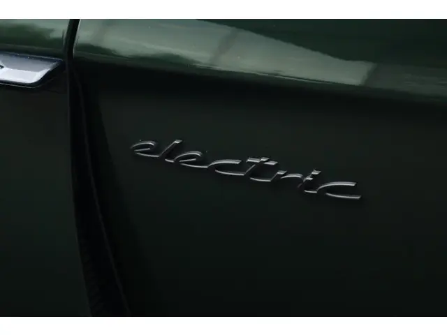 Porsche Taycan GTS 93 kWh 2023 Elektrisch 52