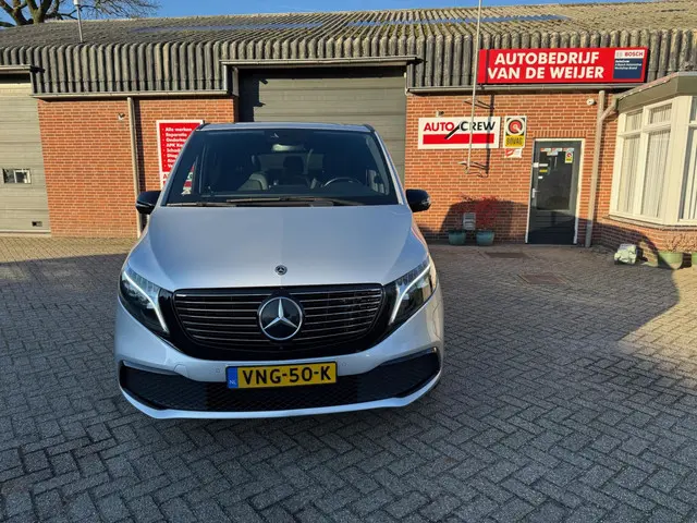 Mercedes-Benz EQV 2
